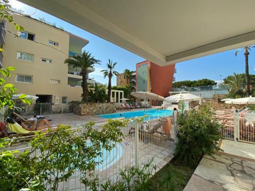 Apartamento Port Prestige - 4 Pers - Pool - Private Parking