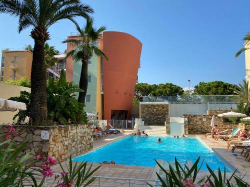 Apartamento Port Prestige - 4 Pers - Pool - Private Parking