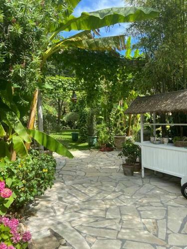 Villa Cap D'antibes 50m From The Beach 3 Bedrooms/pool