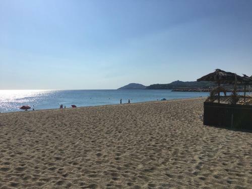 Apartamento Studio Avec Parking � 2 Min � Pied De La Plage