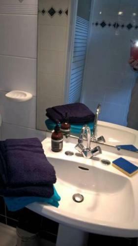 Apartamento Studio Pour 4 Les Pieds Dans L'eau Et Parking Centre D'arcachon