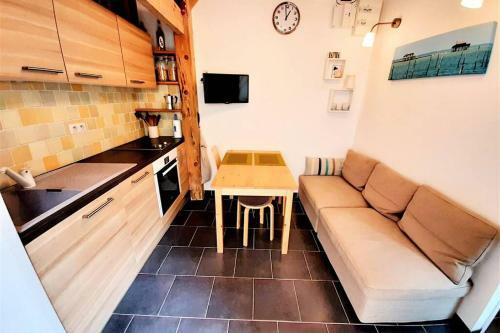 6 Personnes, 2 Studios Ind�pendants Avec Terrasse.