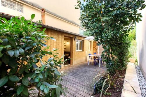 6 Personnes, 2 Studios Ind�pendants Avec Terrasse.