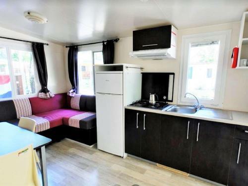 Pleasant Mobile Home In Castiglione Del Lago With Pool