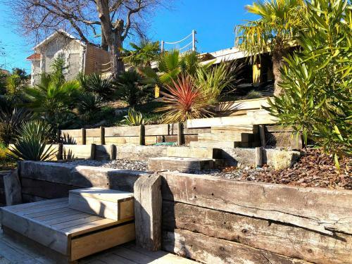 Villa Maison Basque Aiguillon Piscine Jardin Terrasse