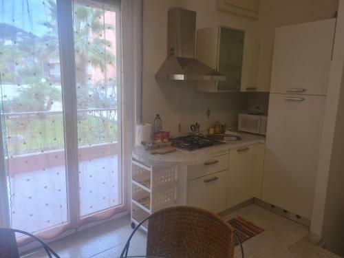 Apartamento Casa Elena Bordighera, A Due Passi Dal Mare Per 4 Persone
