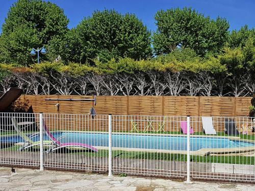Modern Villa With Swimming Pool In Aups