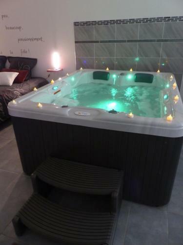 Apartamento Nuit Romantique Avec Jacuzzi Spa Privatif