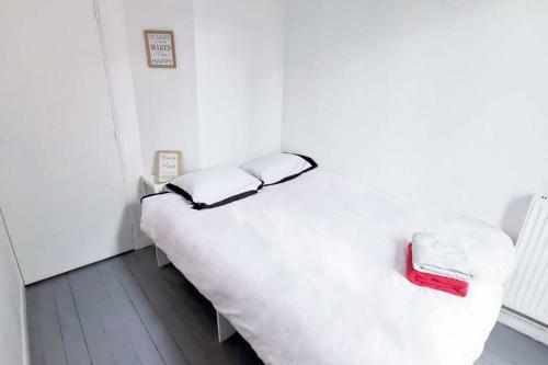 Charmante Maison 2 Chambres Refait � Neuf, � Deux Pas de Paris