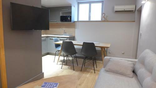 Hostal Maison D'h�tes "au Coeur D'avignon"