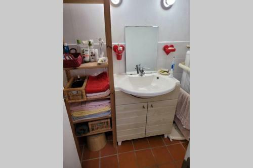 Maisonnette De Charme Ideale Au Calme Intra Muros