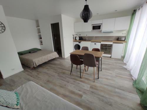 Apartamento Logement Climatis� Proche Remparts