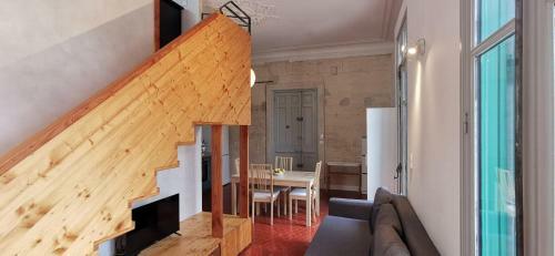Apartamento Charming Duplex In Downtown Avignon