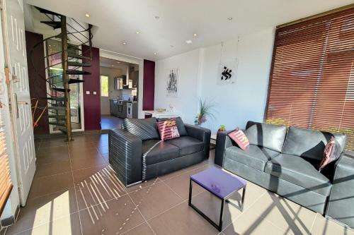 Beautiful Modern And Spacious Villa With Garden