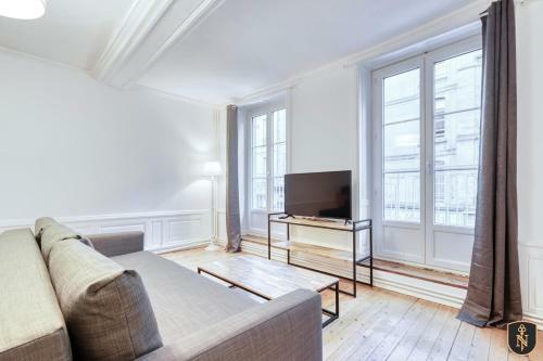 Magnificent Apartment For 6 People In Bayeux