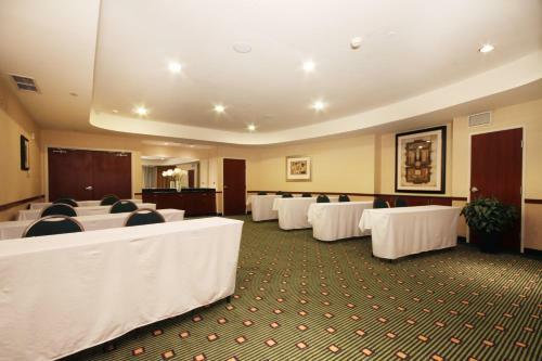 Hotel Courtyard By Marriott Potomac Mills Woodbridge