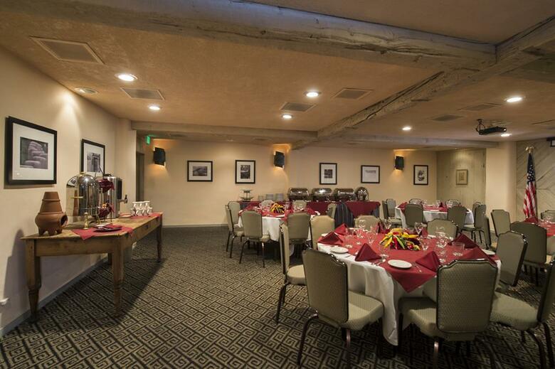Hotel Inn Of The Governors