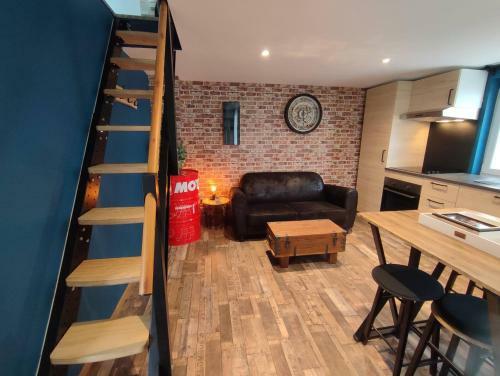 G�te Ange Ou D�mon, Love Room, Jacuzzi, Sauna, Spa