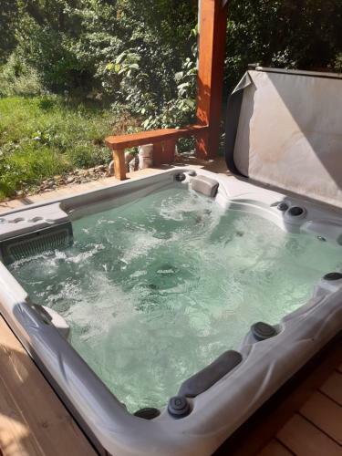 Bed & Breakfast Chambre Double Avec Piscine Et Jacuzzi
