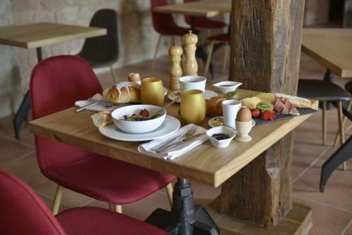 Bed & Breakfast Maison D'h�tes Les Jardins De Madeleine