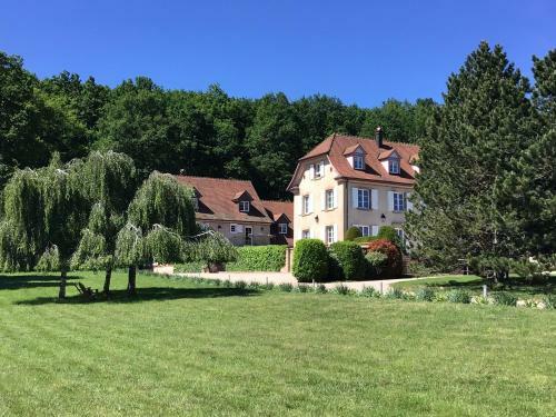 Bed & Breakfast Maison D'h�tes Les Jardins De Madeleine