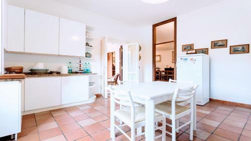 Villa Vallocchia - Sleeps 18 Exclusive Poolgrounds Spoleto 10 Mins Rome 1 Hr