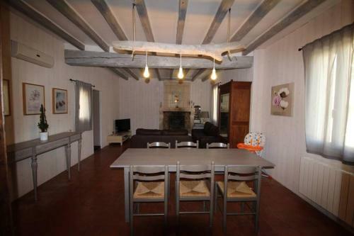 G�te Les Doucesheures- 110m�--3 Chambres-6 Pers