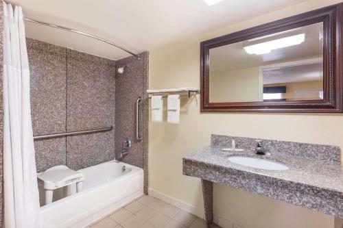 Hotel Best Western Peach Inn