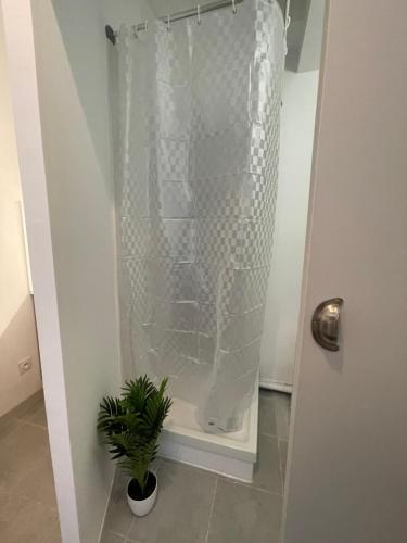 Apartamento Mini-studio De 10m� En Centre-ville De B�ziers