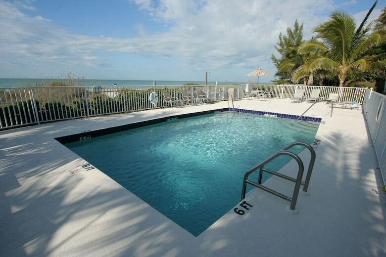 Hotel The Beach On Longboat Key By Rva
