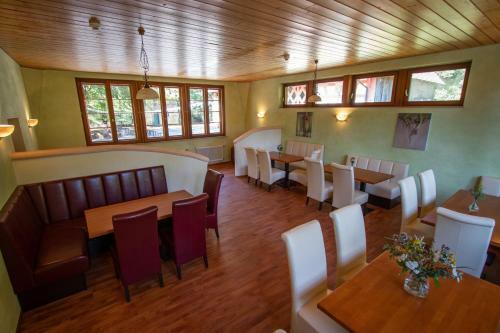 Posada Schloss Hohenfels/ G�stehaus Morgenrot