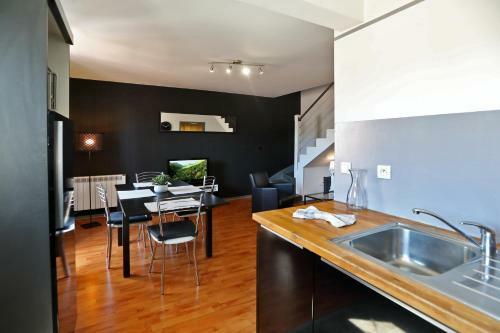 Apartamentos Joli T3 En Duplex Tout �quip�