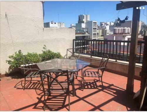 Apartamento Amplio Y Funcional Semipiso A 150 Mts Del Mar.