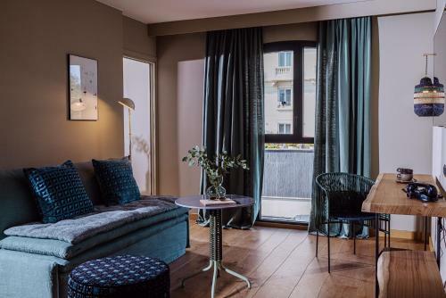 Hotel Le Garage Biarritz H�tel Nouvelle Ouverture