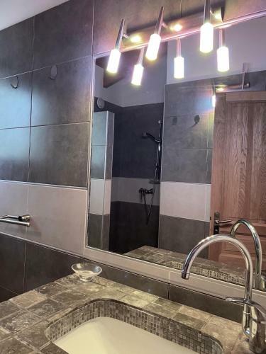 Villa 8 Personnes, Piscine Chauff�e