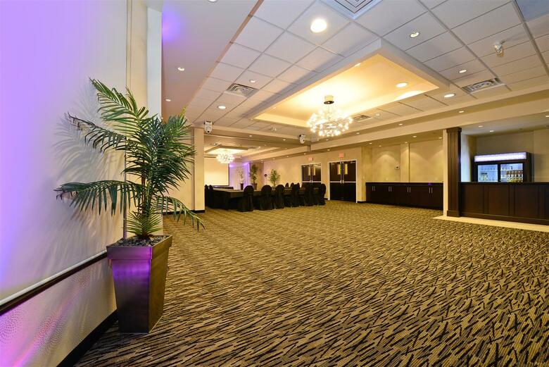 Best Western Premier C Hotel By Carmen's
