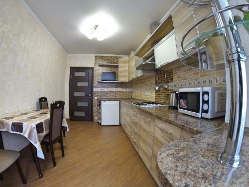 Apartment On Kyivska Street 2953