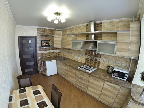 Apartment On Kyivska Street 2953