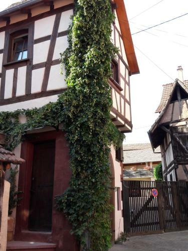 Apartamento Comme Une Tour Dans Le Centre Historique