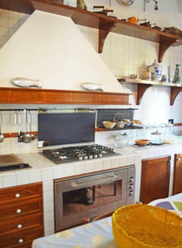 Villa Luigina - Seafront Villa In Capo D'orlando