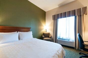 Holiday Inn Express Hotel & Suites Hagerstown