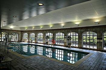 Holiday Inn Express Hotel & Suites Hagerstown