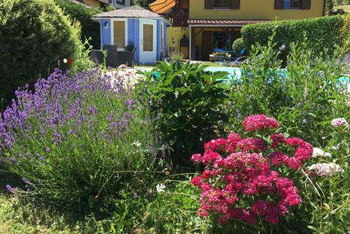 Apartamento G�te Avec Piscine Chez V�ro