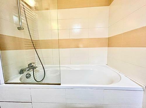 Apartamento T2 Au C?ur Du Centre Historique De Brian�on #5