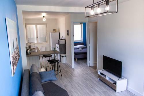 Apartamento Maisonnette Avec Jardin, Parc Du Ch�ne (tram T5)