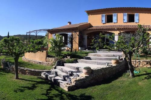 Villa Maison Enti�re De Campagne Avec Piscine
