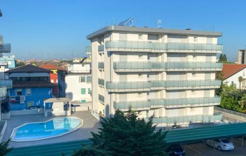Apartamento Residence Caorle Trilocale Con Piscina