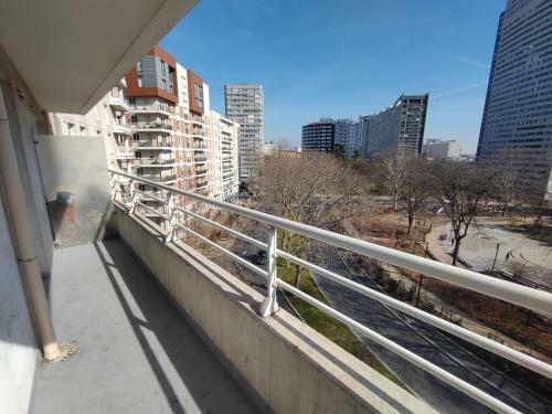 7 Min Walk To La D�fense Modern Flat In Aparthotel