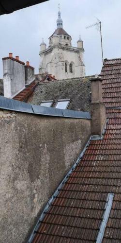 Apartamento Duplex Au Centre Ville, Dans Cour Int�rieure Calme
