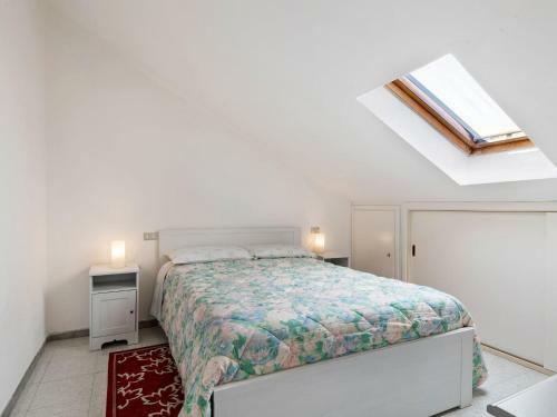 Villa Elegant Apartment In Cassinelle With Garden